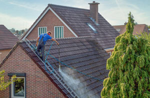 Roof Cleaning Stamford Lincolnshire (PE9)