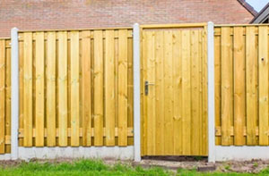 Wooden Fencing Wooden Fencing Redcar UK