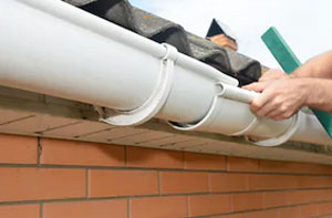 Gutter Maintenance Near Me Great Dunmow