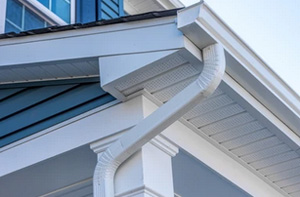 Professional Fascia and Soffit Installation Soffit and Fascia Installation UK (044)